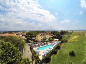 Гостиница Locazione Turistica Riviera 4  Марина Ди Чечина